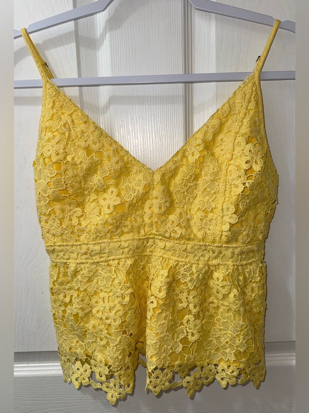 Abercrombie & Fitch Yellow Lace Camisole Top Size Medium